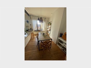 Appartager BE - Recherche colocataire duplex Uccle, Uccle-Ukkel - 600 € pm