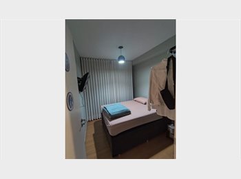 Roomgo BR - Alugo Quarto de Casal Individual, Santana - R$ 1.500 Por mês