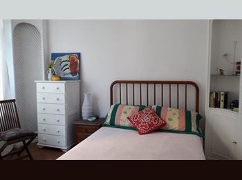 Roomgo BR - Quarto amplo e arejado em Ipanema/Arpoador, Ipanema - R$ 2.300 Por mês