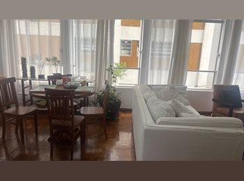 Roomgo BR - Quarto mobiliado para mulher em Higienópolis, Consolação - R$ 2.000 Por mês