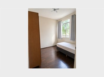 Roomgo BR - QUARTO FEMININO PARA LOCAÇÃO – BAIRRO FLORESTA | BH, Belo Horizonte - R$ 850 Por mês