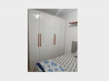 Roomgo BR - Quarto em apartamento compartilhado, Porto Alegre - R$ 1.500 Por mês