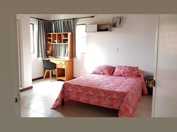 CompartoApto CO - Habitación en Poblado Castropol con baño privado, Medellín - COP$ 1.450.000 por mes