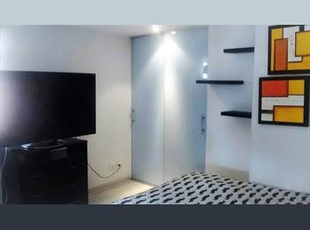 CompartoApto CO - SANTA BARBARA AVENIDA 116, CARRERA 14, HABITACIÓN CON CAMA QUEEN Y BAÑO PRIVADO, Bogotá - COP$ 1.400.000 por mes