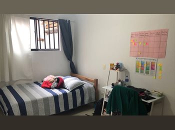 CompartoApto CO - Comparto apartamento mas info wp , Medellín - COP$ 800.000 por mes