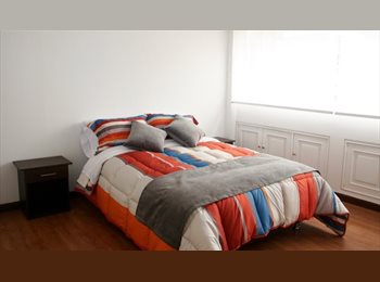 CompartoApto CO - Excelente habitación con baño privado en penthouse en Usaquén, Bogotá - COP$ 1.600.000 por mes