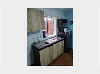 CompartoApto CO - Apto. de 105 M2, individual , de 2 ambientes, con cocina y baño privado en Laureles La Castel, Medellín - COP$ 1.900.000 por mes
