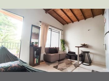 CompartoApto CO - Apto amoblado la floresta, Medellín - COP$ 2.000.000 por mes