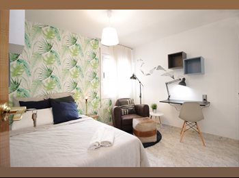 Roomgo ES - ¡Habitación en Duplex súper luminoso y con vistas al parque de la Ciutadella! RH11-R4, Barcelona - 940 € por mes