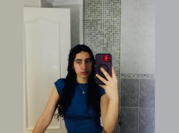 Roomgo ES - Tatiana - 21 - Sevilla
