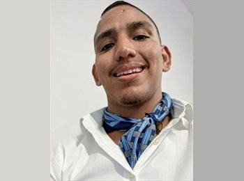 Roomgo ES - Richard - 30 - Valencia