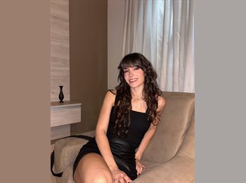 Roomgo ES - Ingrid - 24 - Barcelona