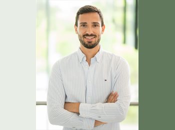 Roomgo ES - Victor - 30 - Barcelona