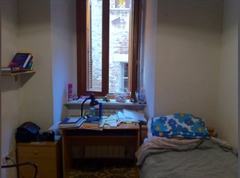 Roomgo IT - Stanze singole in Centro, Perugia - 250 € al mese