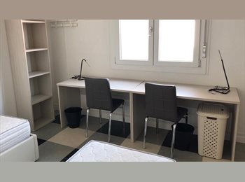 Roomgo IT - Posto letto in stanza doppia, Sesto San Giovanni - 420 € al mese