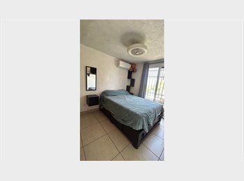 Roomgo MX - Cuarto en Fraccionamiento privado, Zapopan - MX$4,000 por mes