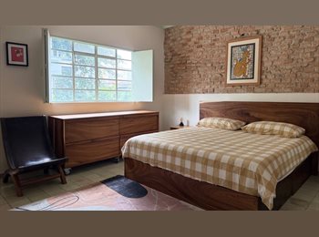 Roomgo MX -  SUITE PRINCIPAL AMUEBLADA CON BAÑO PRIVADO  ️‍, Guadalajara - MX$16,000 por mes