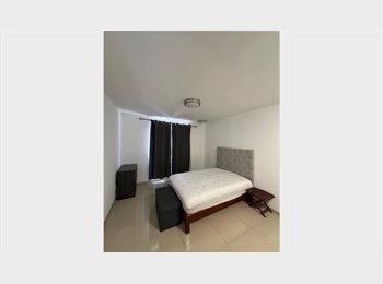 Roomgo MX - Habitación amueblada con baño propio con entrada independiente, Guadalajara - MX$5,600 por mes