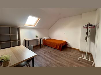 Roomgo PT - Quarto duplo nº4 para estudantes em Paranhos, Porto, Porto - 640 € Por mês