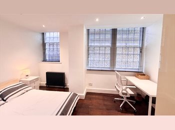 Roomgo UK - St John's Wood: Large double room with storage, St John's Wood - £1,400 pcm