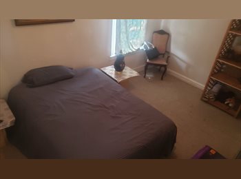 Roomgo US - Room for rent, Van Nest - $800 pm