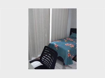 Roomgo BR - Quarto individual moça estudante Barra, Salvador - R$ 1.000 Por mês