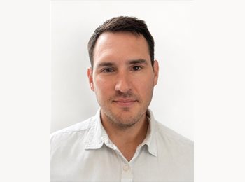 Roomgo CH - Carlos - 40 - Genève