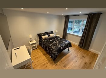 Roomgo UK - Modern Ensuite NW9-Ideal for Couples-ALL Bills Inc, Neasden - £1,350 pcm