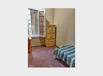 Roomgo AR - Alquiler Habitaciones individuales para jóvenes en Flores Norte ., Capital Federal - AR$ 320.000 pm