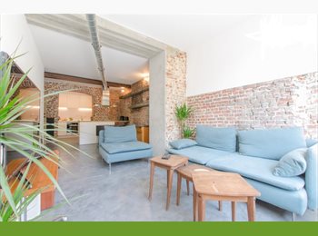 Appartager BE - EU area / spacious room + private bathroom, Etterbeek - 760 € pm