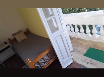 Roomgo BR - Hospedagem  com quartos mobiliados em SP Trem e metro. Zona Oeste Sao Paulo, Lapa - R$ 780 Por mês