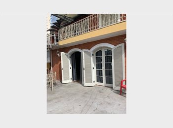 Roomgo BR - Alugo bela suíte próximo ao metrô Vila Madalena!, Perdizes - R$ 1.500 Por mês
