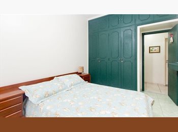 Roomgo BR - QUARTO ESPAÇOSO FLAMENGO ZONA SUL PERTO DA PRAIA E METRÔ, Flamengo - R$ 3.000 Por mês