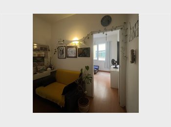 Roomgo BR - Quarto Amplo no Centro de São Paulo, São Paulo SP - R$ 2.000 Por mês