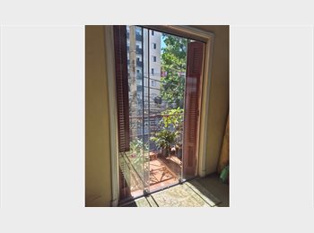 Roomgo BR - Excelente localização, próximo a metrô marechal, feira livre, mercado, ônibus diversos e etc, Santa Cecilia - R$ 1.500 Por mês