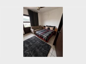 Roomgo BR - Suíte master tudo incluso, closet e sacada com vista — 5 min da UFSC, Florianópolis - R$ 1.700 Por mês