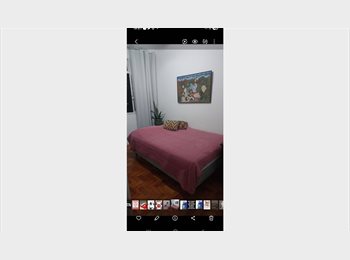 Roomgo BR - Quarto grande de frente com janelao e vista livre, ao lado do metrô, a pé pra praia!, Copacabana - R$ 3.150 Por mês