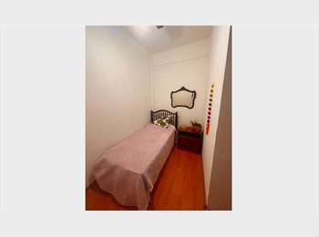 Roomgo BR - Quarto em Copa! Mora em uma casa de mulheres!, Copacabana - R$ 2.090 Por mês