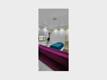 Roomgo BR - Quarto Banheiro Compartilhado, São Gonçalo - R$ 1.700 Por mês