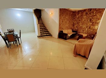 Roomgo BR - Quarto em Casa Tipo República, Estácio - R$ 1.300 Por mês