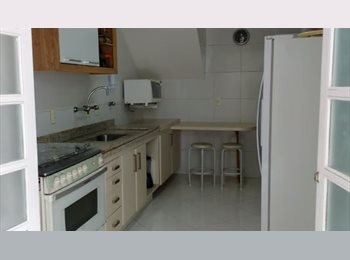 Roomgo BR - Suite Especial no Brooklin, Campo Belo - R$ 2.598 Por mês