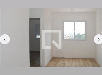 Roomgo BR - Quarto perto do metrô Tucuruvi, Santana - R$ 0 Por mês