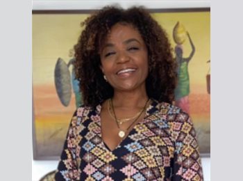 Roomgo BR - Eliane - 25 - Catete
