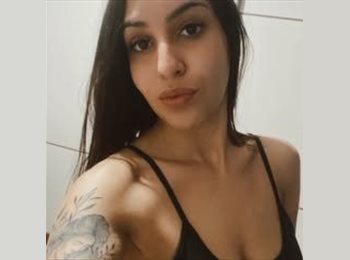 Roomgo BR - Suellen - 28 - Curitiba