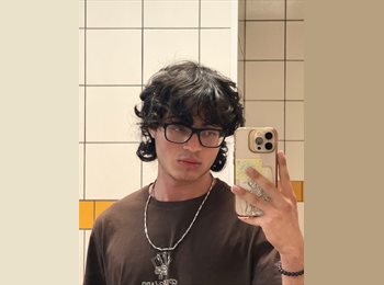 Roomgo BR - Arthur Assuffi - 18 - Curitiba