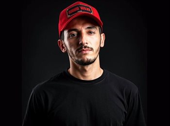 Roomgo CA - Shady - 33 - Toronto