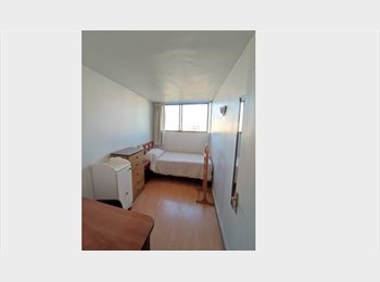 CompartoDepto CL - Habitación Amoblada Dpto Duplex Providencia, Providencia - CH$350.000 por mes