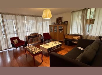 CompartoDepto CL - Habitación grande y muy luminosa, con baño privado en Los Leones. Edificio con estacionamiento., Providencia - CH$525.000 por mes
