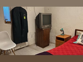 CompartoDepto CL - SE ARRIENDA HABITACIÓN DE PREFERENCIA  PERSONA  EXTRANJERA, Macul - CH$190.000 por mes