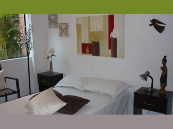 CompartoApto CO - POBLADO FRENTE A MALL VIZCAYA REAL, Medellín - COP$ 950.000 por mes